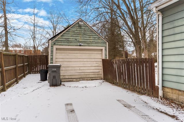 2242 Cordova Avenue, Youngstown, OH 44504