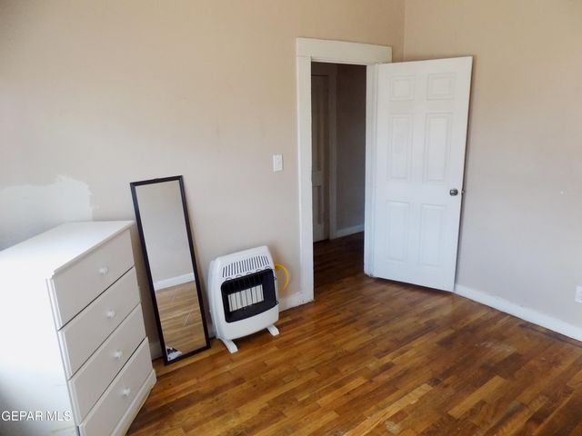 3609 Sacramento Avenue, El Paso, TX 79930