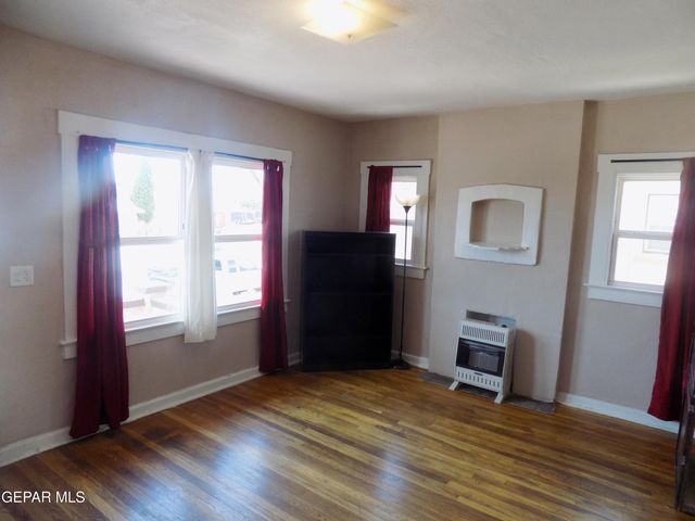 3609 Sacramento Avenue, El Paso, TX 79930