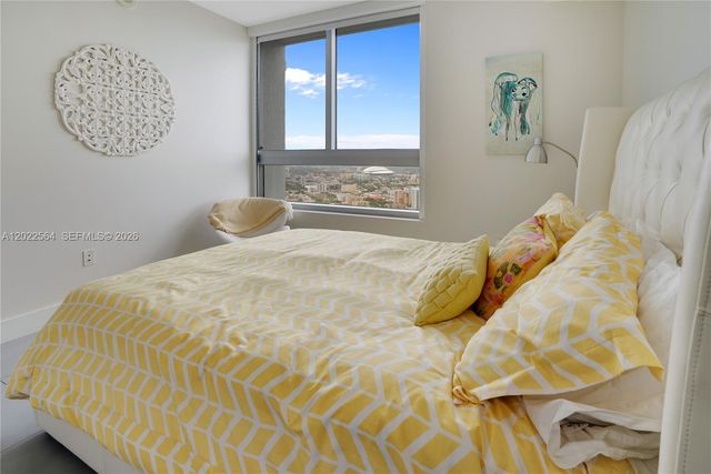 90 SW 3rd St 4308, Miami, FL 33130