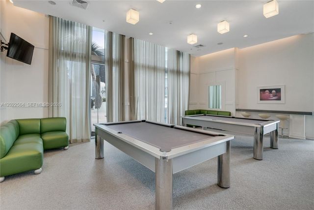 90 SW 3rd St 4308, Miami, FL 33130