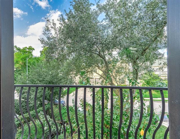 2035 Sheridan Street A, Houston, TX 77030