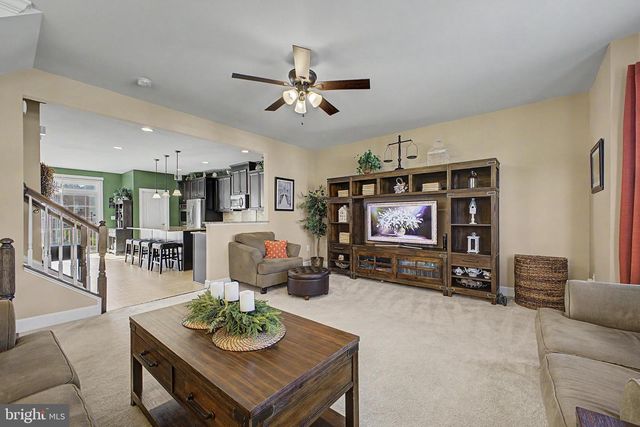 16667 DANRIDGE MANOR DR, Woodbridge, VA 22191
