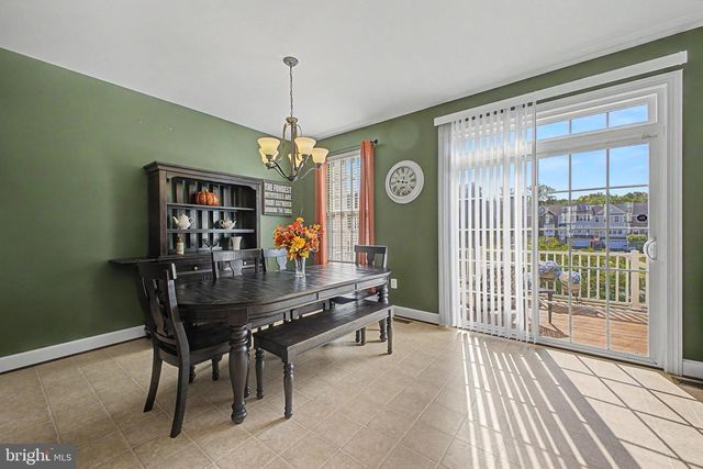 16667 DANRIDGE MANOR DR, Woodbridge, VA 22191