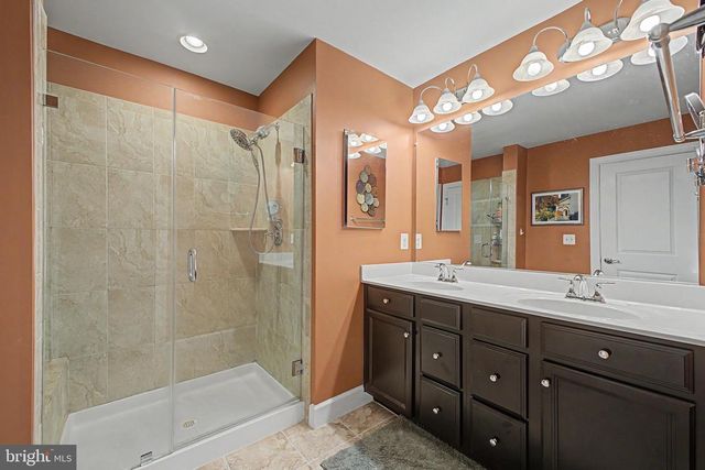 16667 DANRIDGE MANOR DR, Woodbridge, VA 22191
