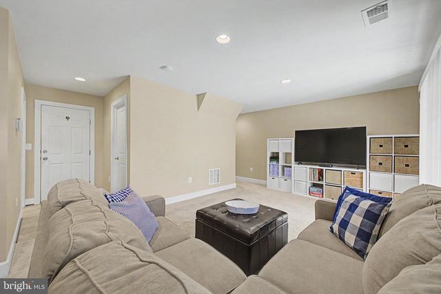 16667 DANRIDGE MANOR DR, Woodbridge, VA 22191