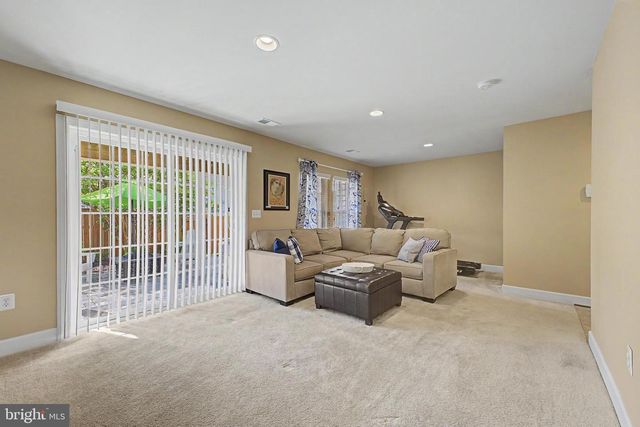 16667 DANRIDGE MANOR DR, Woodbridge, VA 22191