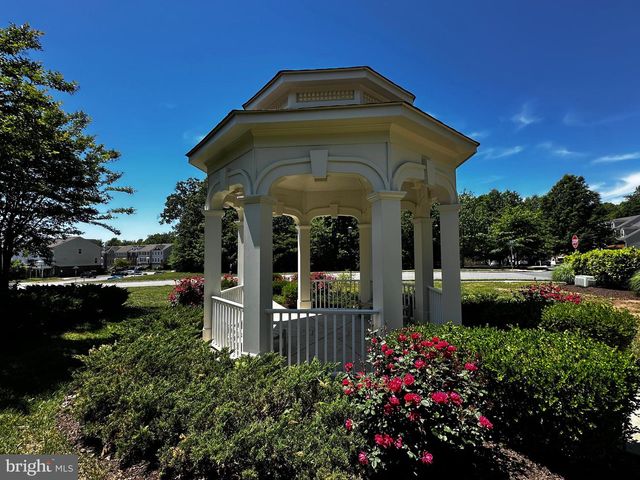 16667 DANRIDGE MANOR DR, Woodbridge, VA 22191