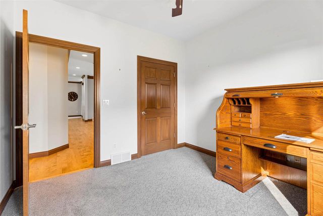 3191 JAGUAR LANE, Green Bay, WI 54313