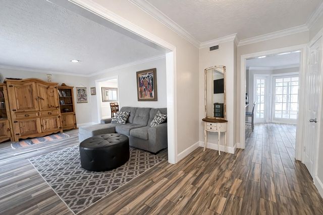 17418 Spicewood Springs Lane, Spring, TX 77379