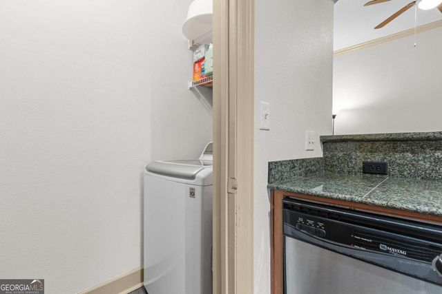 3445 Stratford Road NE 303, Atlanta, GA 30326