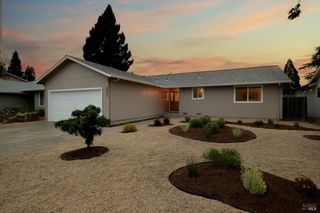 8023 Washington Ave, Sebastopol, CA 95472