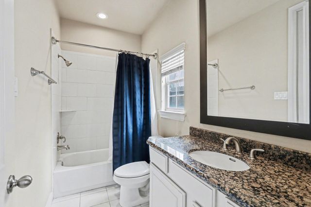 2715 Sherwin Street, Houston, TX 77007