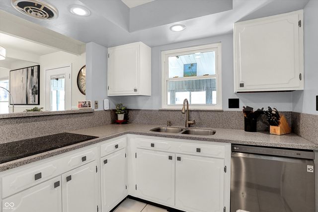 3309 Larkspur Lane, Columbus, IN 47203