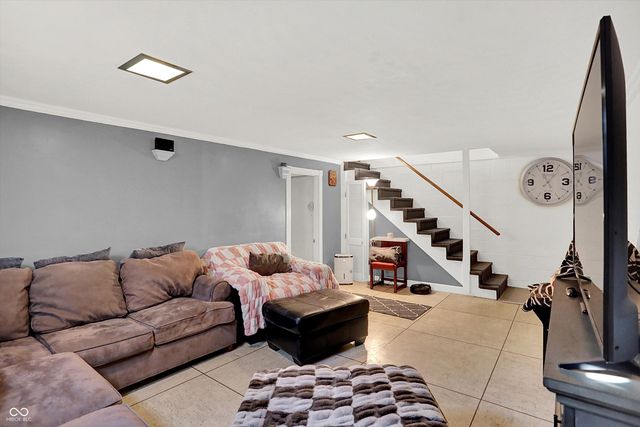 3309 Larkspur Lane, Columbus, IN 47203