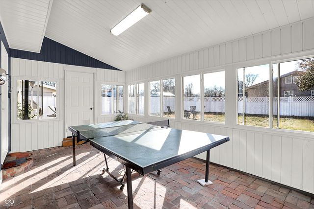 3309 Larkspur Lane, Columbus, IN 47203