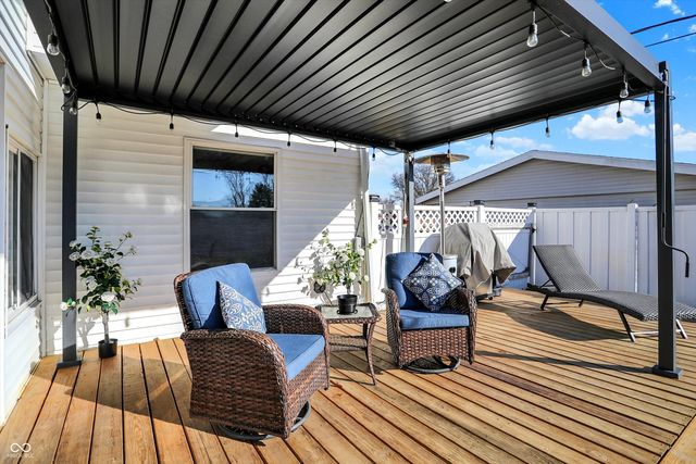 3309 Larkspur Lane, Columbus, IN 47203