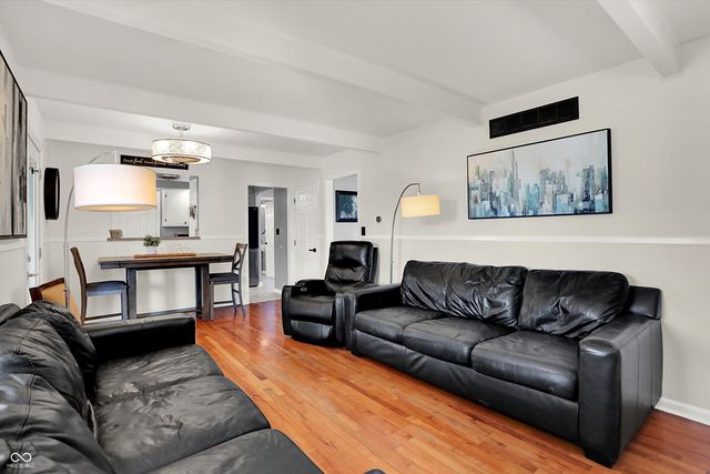 3309 Larkspur Lane, Columbus, IN 47203