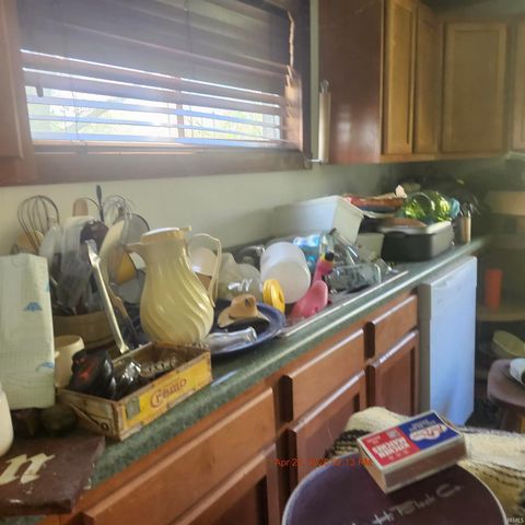 5784 S Woodland Lane, Warsaw, IN 46580