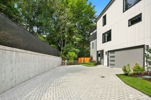 13016 SE 19th Court, Bellevue, WA 98005