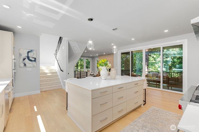 13016 SE 19th Court, Bellevue, WA 98005