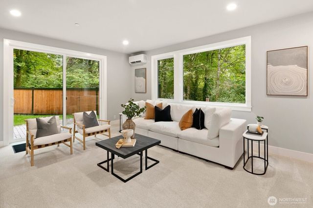13016 SE 19th Court, Bellevue, WA 98005