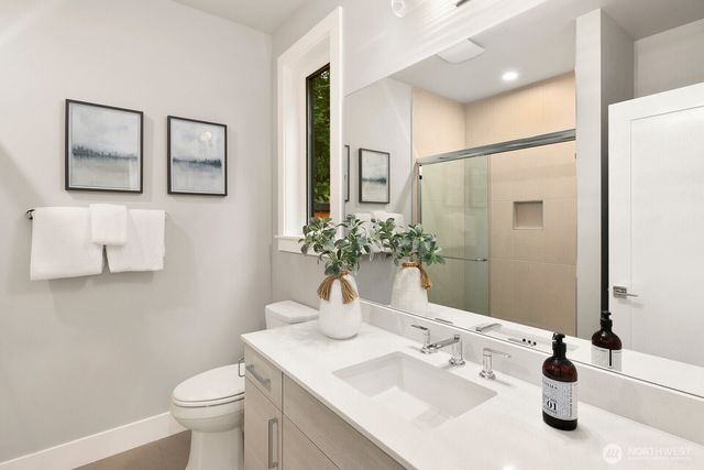 13016 SE 19th Court, Bellevue, WA 98005