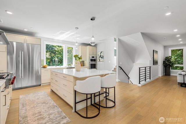 13016 SE 19th Court, Bellevue, WA 98005