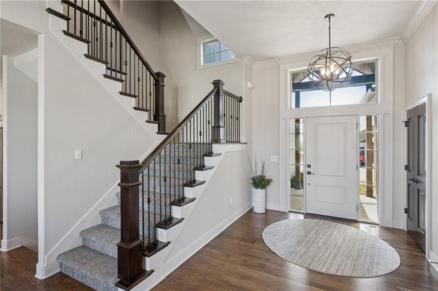 2500 NW Riverview Drive, Riverside, MO 64150