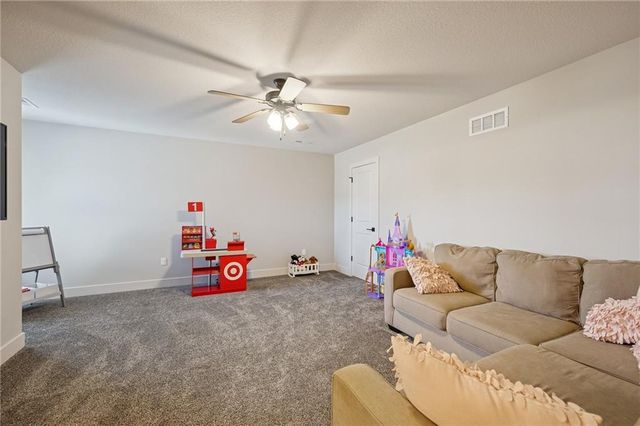 2500 NW Riverview Drive, Riverside, MO 64150