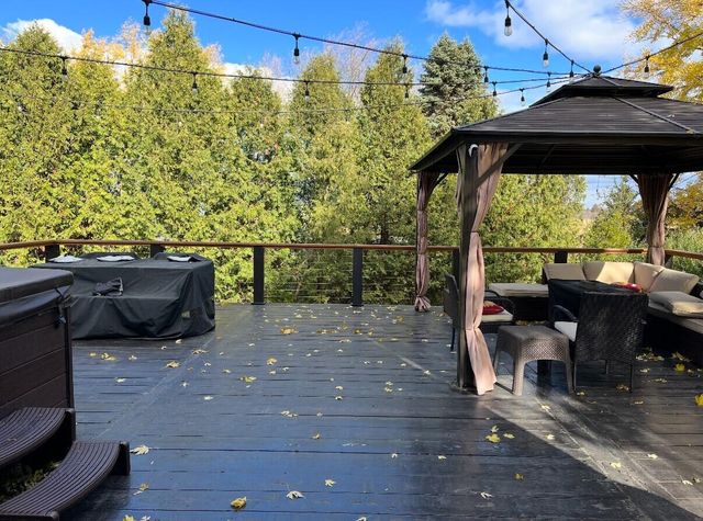 6288 County Highway S, Hartford, WI 53027