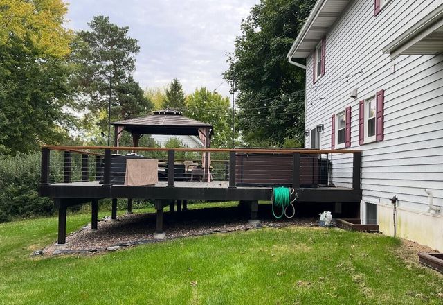 6288 County Highway S, Hartford, WI 53027