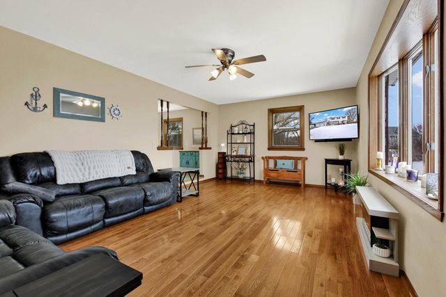 6288 County Highway S, Hartford, WI 53027