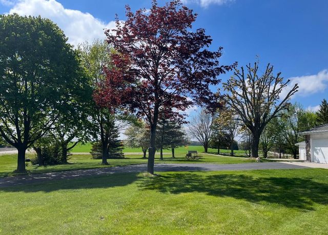 6288 County Highway S, Hartford, WI 53027