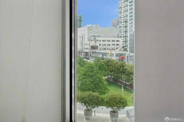 400 Beale Street 1208, San Francisco, CA 94105