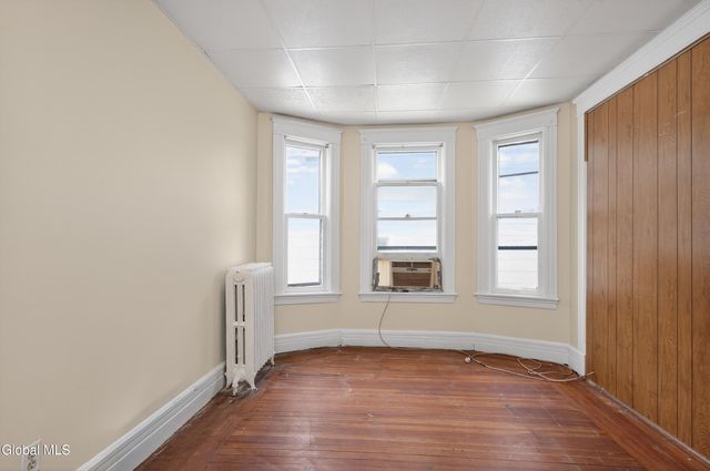 52 N Allen Street, Albany, NY 12203