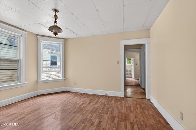 52 N Allen Street, Albany, NY 12203