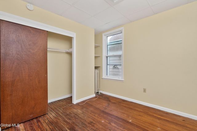 52 N Allen Street, Albany, NY 12203