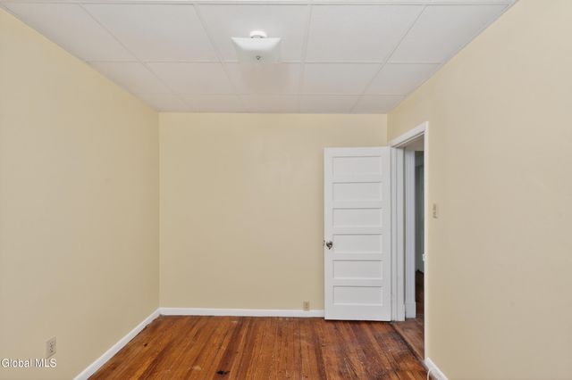 52 N Allen Street, Albany, NY 12203