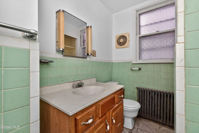 52 N Allen Street, Albany, NY 12203