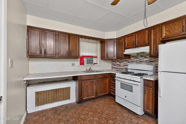 52 N Allen Street, Albany, NY 12203
