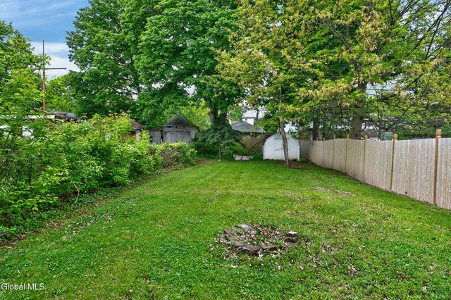 52 N Allen Street, Albany, NY 12203