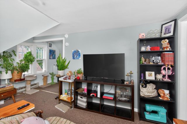 52 N Allen Street, Albany, NY 12203