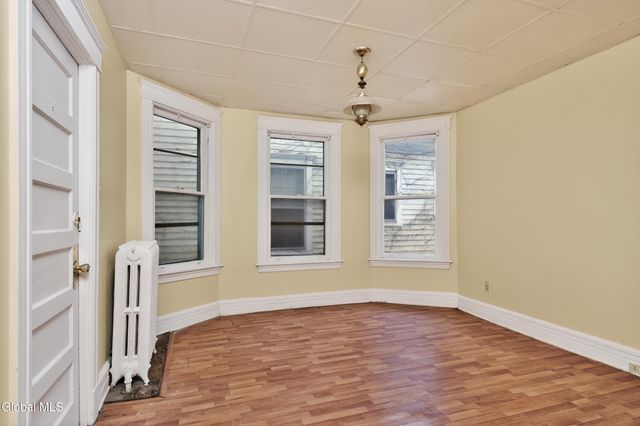 52 N Allen Street, Albany, NY 12203