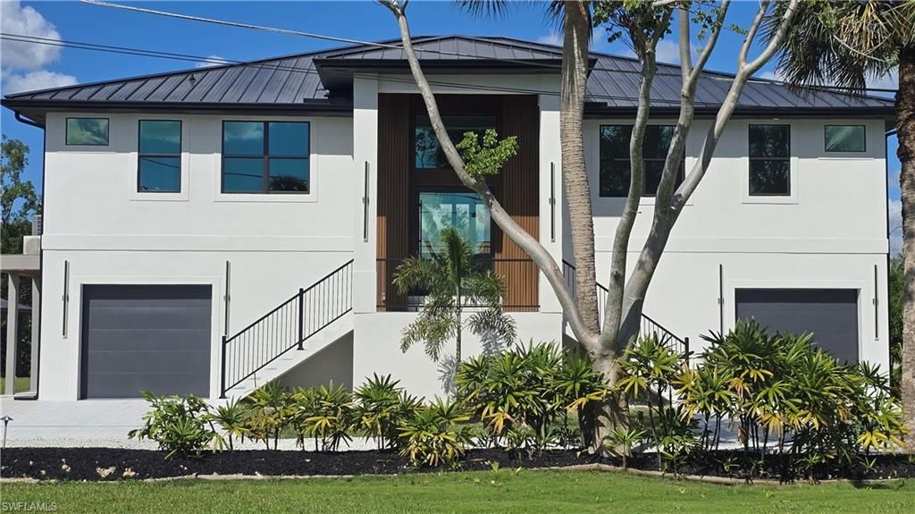 18190 Pioneer RD, FORT MYERS, FL 33908 — exterior