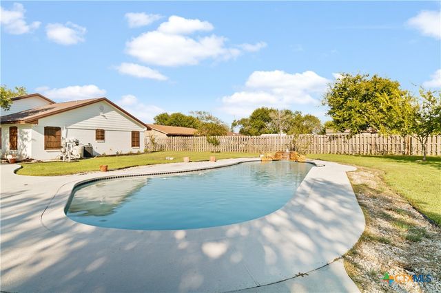 4367 Fm 2143, Port Lavaca, TX 77979