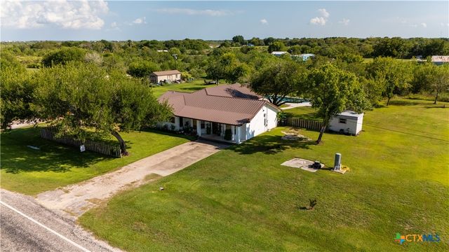 4367 Fm 2143, Port Lavaca, TX 77979