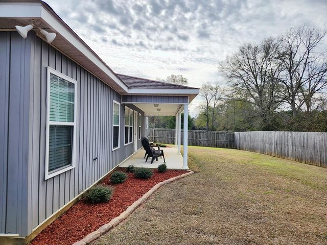 103 Jules Ln, Ashford, AL 36312