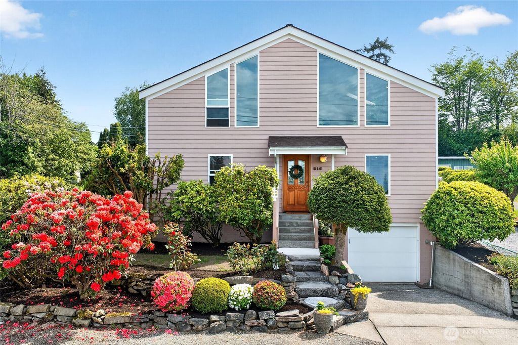 516 Wana Wana Place NE, Tacoma, WA 98422
