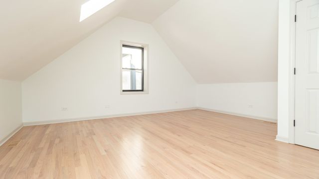 1953 W Dickens Avenue CH, Chicago, IL 60614